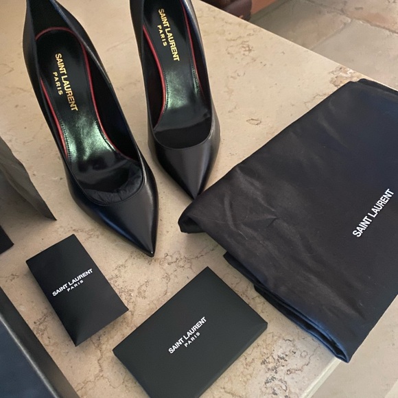 Saint Laurent pointed toe pumps - Picture 1 of 4